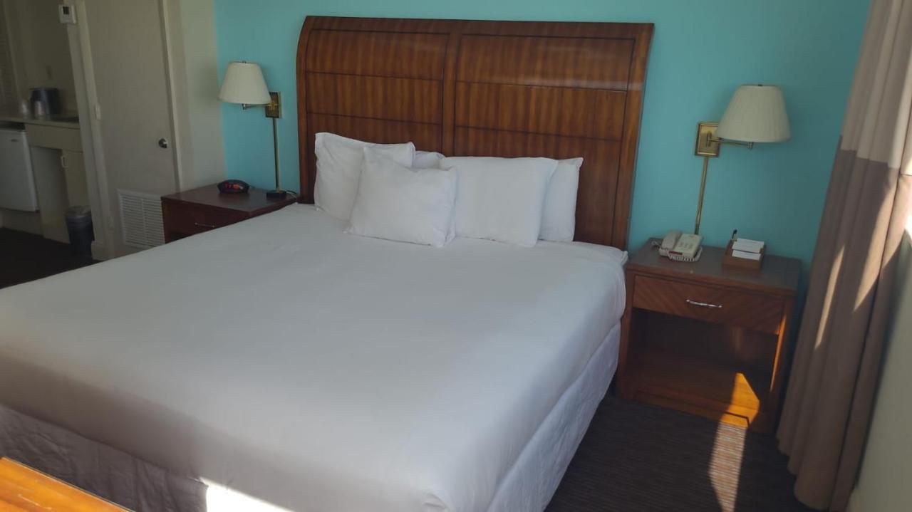 Sherry Frontenac Oceanfront Miami Beach Bagian luar foto