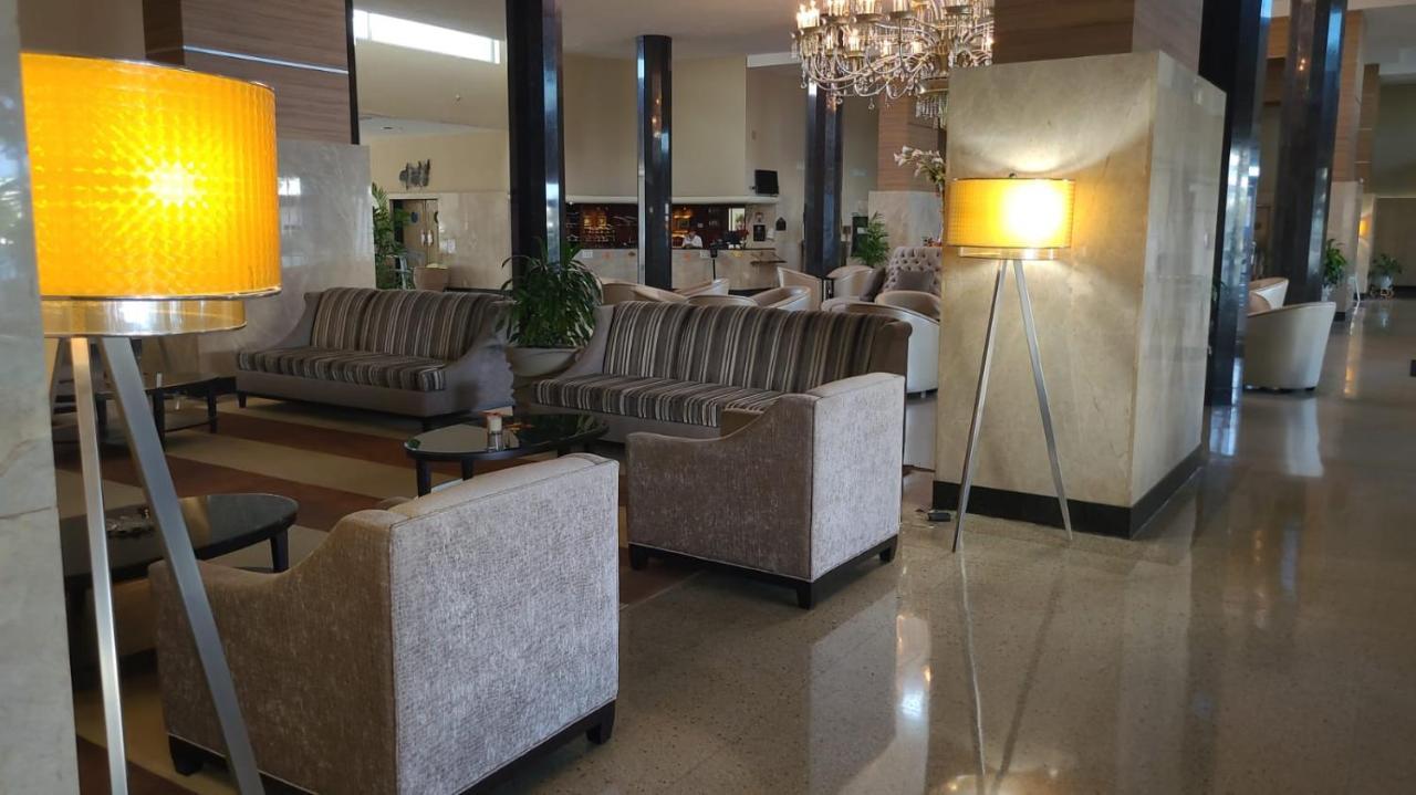 Sherry Frontenac Oceanfront Miami Beach Bagian luar foto